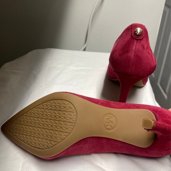 Michael Kors Red Suede Heels with Gold Accents - Picture 4 of 8